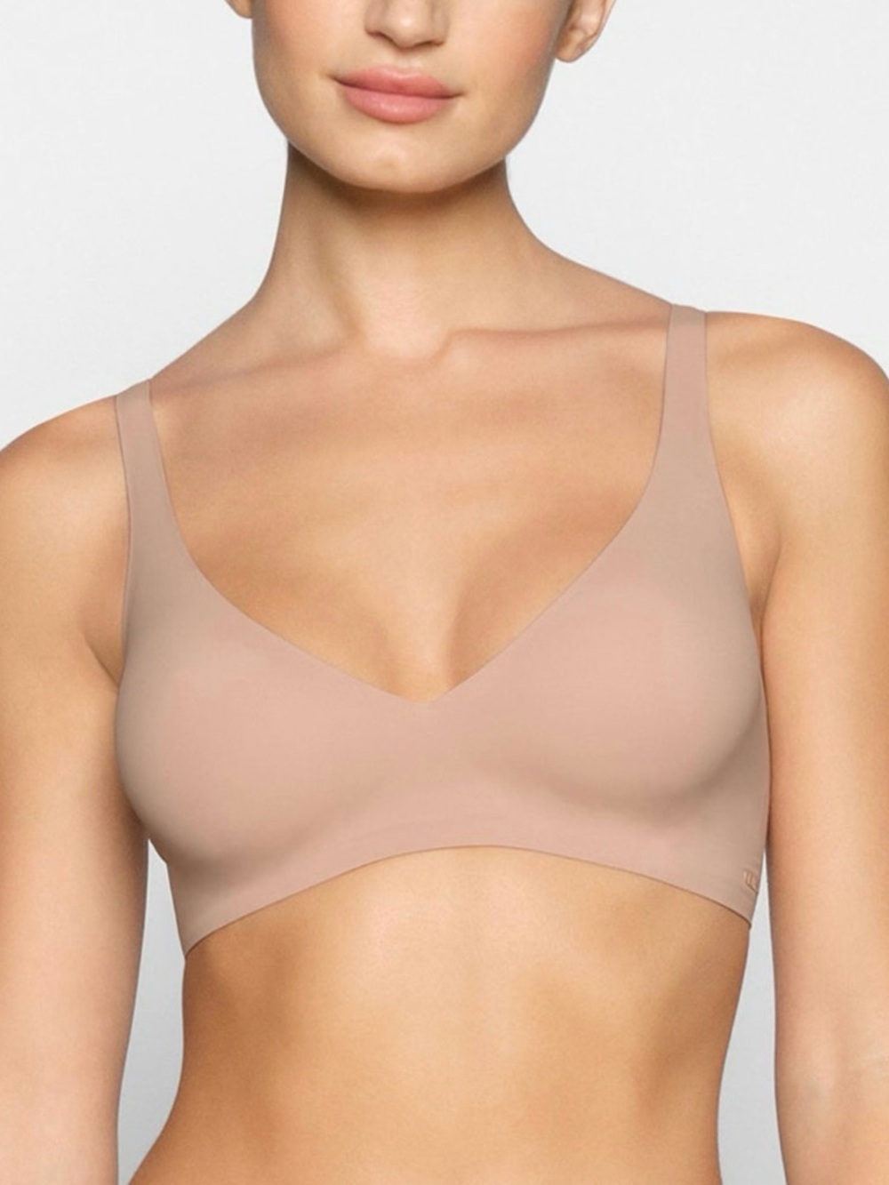 SKIMS Naked Plunge Bralette